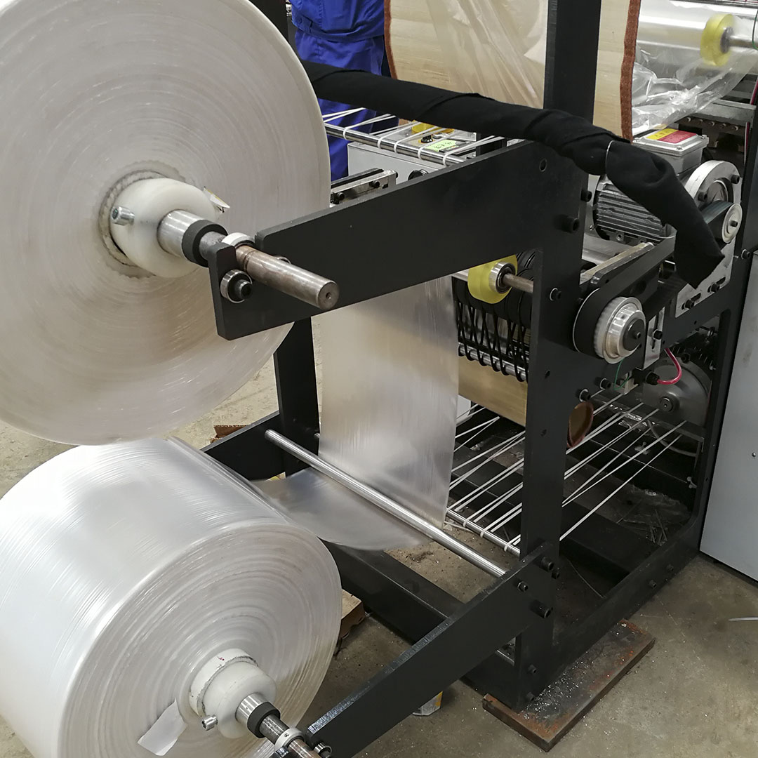 PE gloves manufacturing equipment